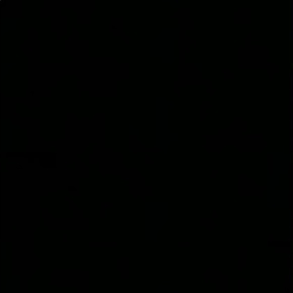 Meet your Posher, Karina - Picture 1 of 1